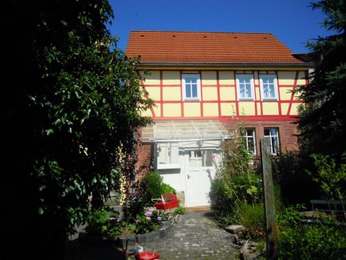 Charming holiday home in Thuringen near the lake