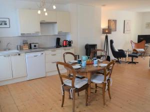 Charming holiday home near the beach, Locquirec