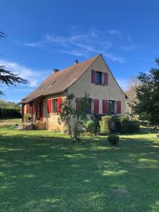 Maison de vacances Charming Holiday House in the golden triangle near Sarlat 526 Route du Château de Montfort 24200 Vitrac Aquitaine