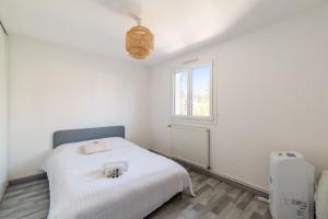 Charming house with clear view at Lyon doors - Welkeys