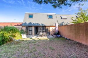 Charming house with garden in La Rochelle - Welkeys