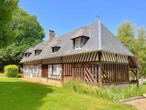 Charming, Norman country house with many highlights