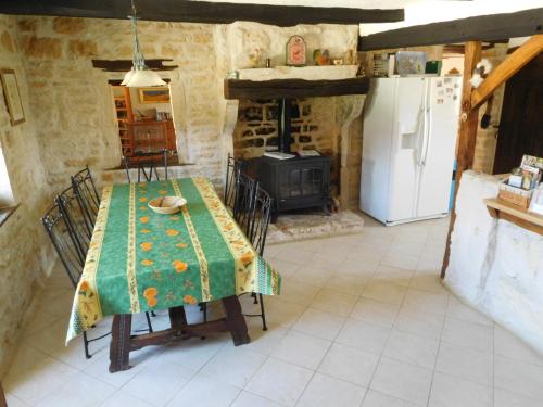 Chatenet self catering stone House for 2 South West France