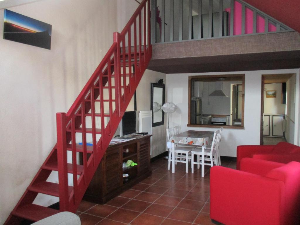 Maison de vacances Chez Bari 18, avenue du 8 mai 1945 03160 Bourbon-lʼArchambault