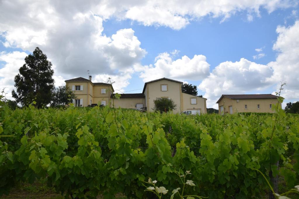 Maison de vacances Chez Claude et Aline 1 lieu-dit FONTENELLE 33660 Puynormand