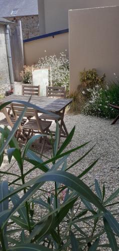 Chez Emile