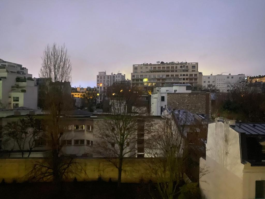 Chez Flos