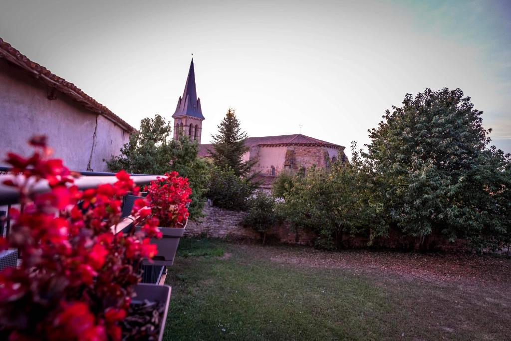 Maison de vacances Chez Francine La Chenevière 1 Impasse de l'Horloge 63500 Saint-Rémy-de-Chargnat