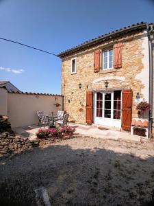 Maison de vacances Chez Grady Gîte 12 Rue du Château 11240 Cailhavel Languedoc-Roussillon