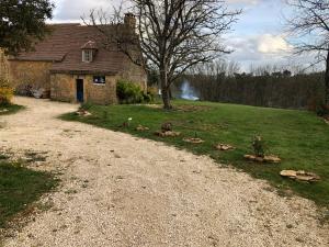 Maison de vacances Chez Rénou et Prospérou maison typique du Sarladait La Doinie 24590 Genestal Aquitaine