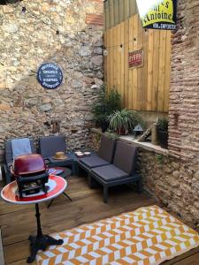 Chez Voltaire Maison typique et son patio au cœur de Thuir