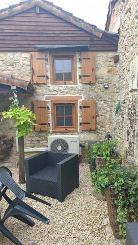 Chocolate Box Cottage