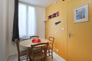 Maison de vacances City house #Tours #Prebendes #Atypique 52 Rue Roger Salengro, 37000 Tours, France 37000 Tours Région Centre