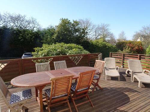 Classic Breton holiday home on the Pink Granite Coast