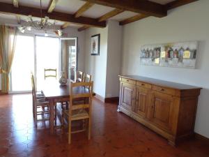 Classic Breton holiday home on the Pink Granite Coast