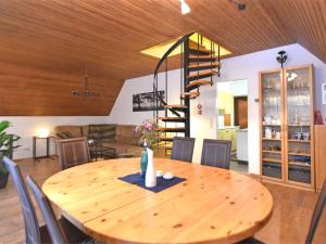 Classy Holiday Home in Wolfshagen with Fenced Garden