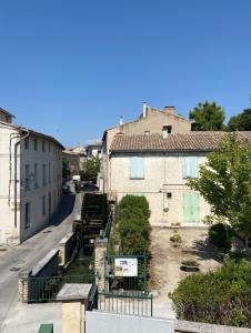 Coeur historique, maison au calme avec cour extérieure privée
