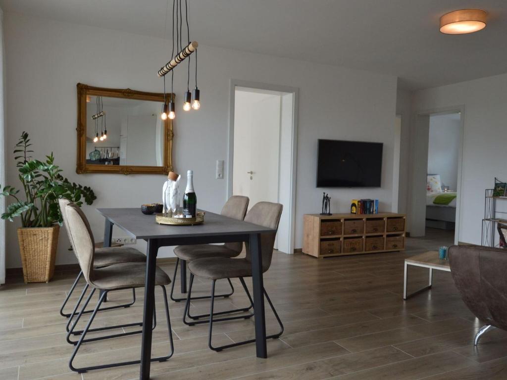 Comfortable and luxurious apartment in a wooded area with sweeping views , 56759 Kaisersesch