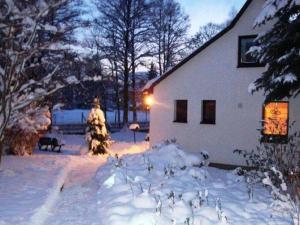 Comfortable Holiday Home in Schlettau near Horse Riding