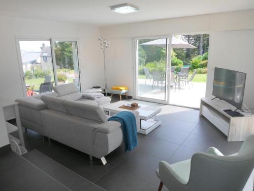 Comfortable holiday home with partial sea views, Douarnenez-Tréboul