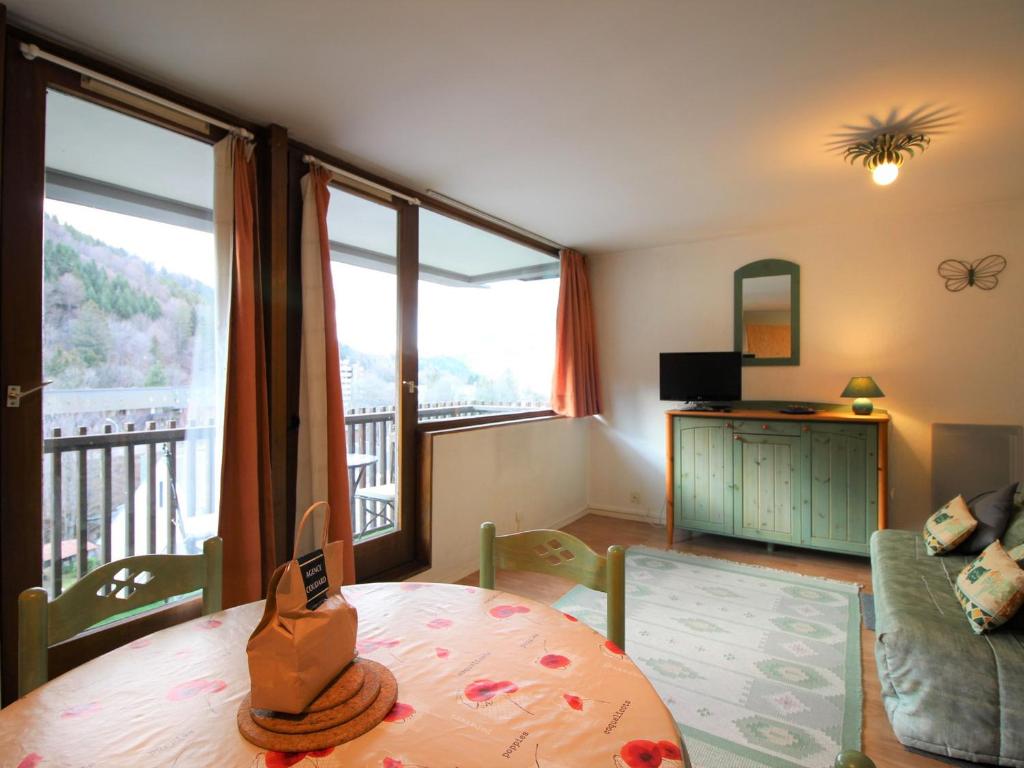 Comfortable holiday home with partial sea views, Douarnenez-Tréboul