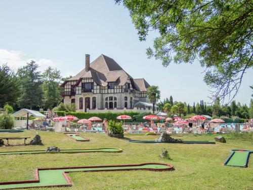 Comfortable home with terrace in a pleasant holiday village