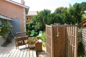 Comfortable house with garden in central beach location