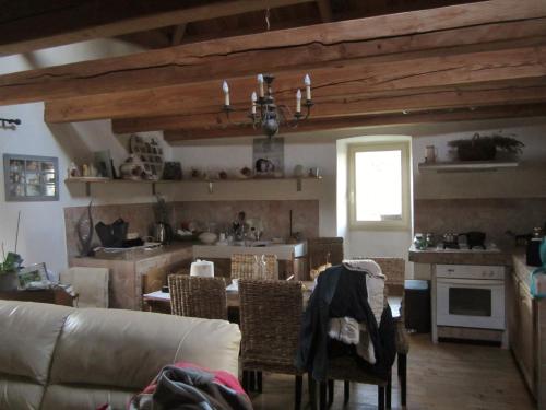 Comfortable Quiet House in the countryside Porte-du-Quercy for 8 people