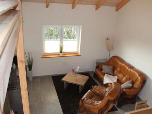 Comfy Farmhouse in Brusow with Garden