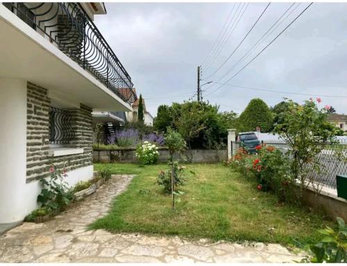 -Comme à la Maison- Jardin, Véranda, Idéal familles et Business