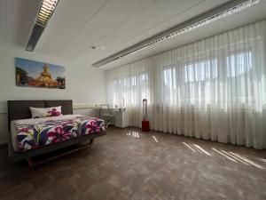 Commune88 EAST