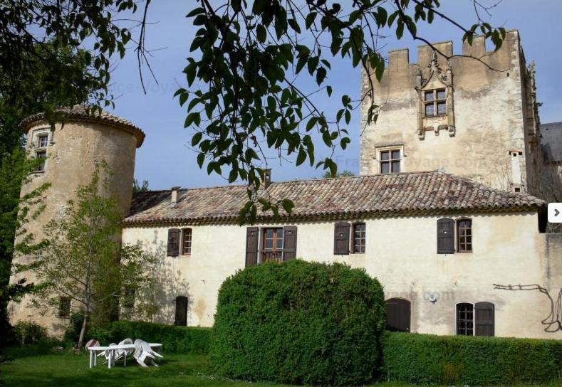 Maison de vacances Concièrgerie du Château d'Allemagne En Provence 82 Route de Valensole 04500 Allemagne-en-Provence