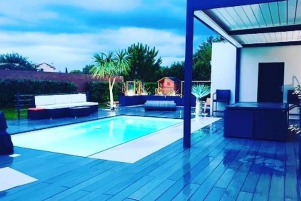 Villa Maison de vacances contemporaine avec piscine 953 Chemin de Tayolle, 84270 Vedène