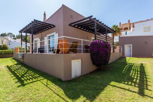 CoolHouses Algarve, Casa das Amendoeiras, V4 Praia da Luz