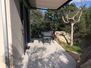 Coquet appartement indépendant entre mer et maquis