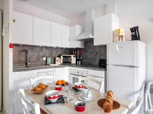 Coquette maison avec piscine partagee