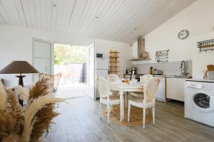 Coquette maison de plage pour quatre aux Grenettes PALME