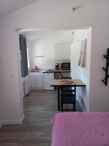 COQUETTE MAISONNETTE