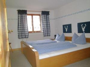 Cosy Holiday Home in Feldwies near Ski Area