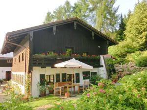 Maison de vacances Cosy holiday home in Kollnburg with garden  94262 Achslach Bavière