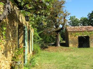 Maison de vacances Cosy Holiday Home in Sainte Croix with Garden  24440 Sainte-Croix-de-Beaumont Aquitaine