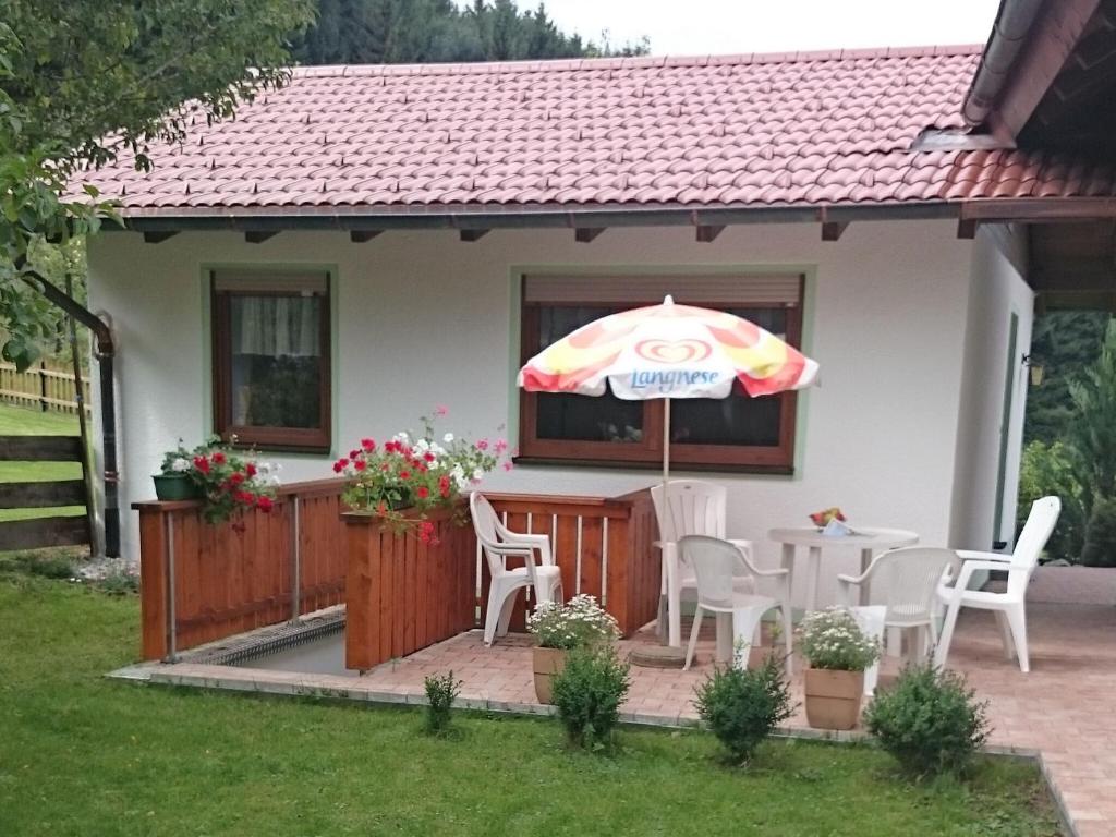 Maison de vacances Cosy holiday home with sauna in the Allg u  86977 Burggen