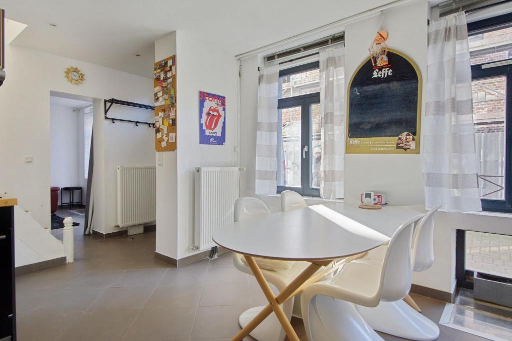 Cosy house at the heart of Old Lille - Welkeys 42 rue des Pénintentes, 59000 Lille