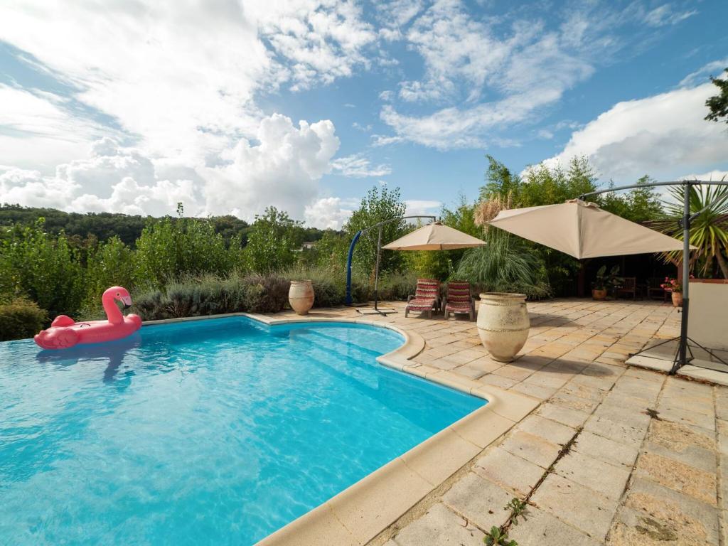 Maison de vacances Cosy house with spectacular views and private pool  82190 Touffailles