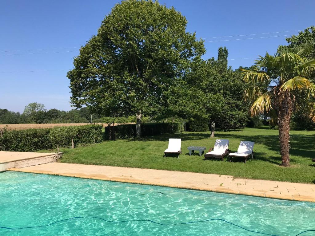 Cottage authentique avec piscine 1 Les Reguillets, Prunay Cassereau, 41310 Prunay-Cassereau