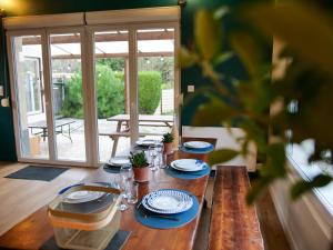 Cottage des pins - 6 pers, jacuzzi, jardin, parking