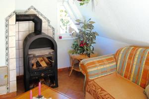 Cottage, Freest
