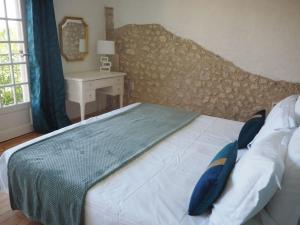 Maison de vacances Cottage rénové avec piscine et terrasse 2379 Route Charles de Gaulle 24320 Saint-Martial-Viveyrol Aquitaine