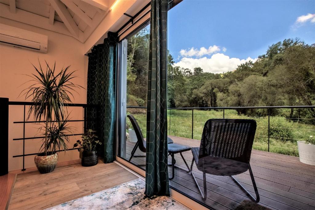 COUNTRY HOUSE by the RIVER - NATIONAL PARK Caminho das Veigas, Enxerto, CM 1304, 4970-312 Arcos de Valdevez