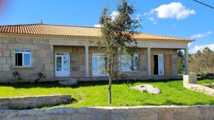 Maison de vacances Countryside Villa with Nature & Pool - 'Casa dos Vasconcelos' 10 Bairro Outeiro da Cruz 5400-727 Chaves Région Nord